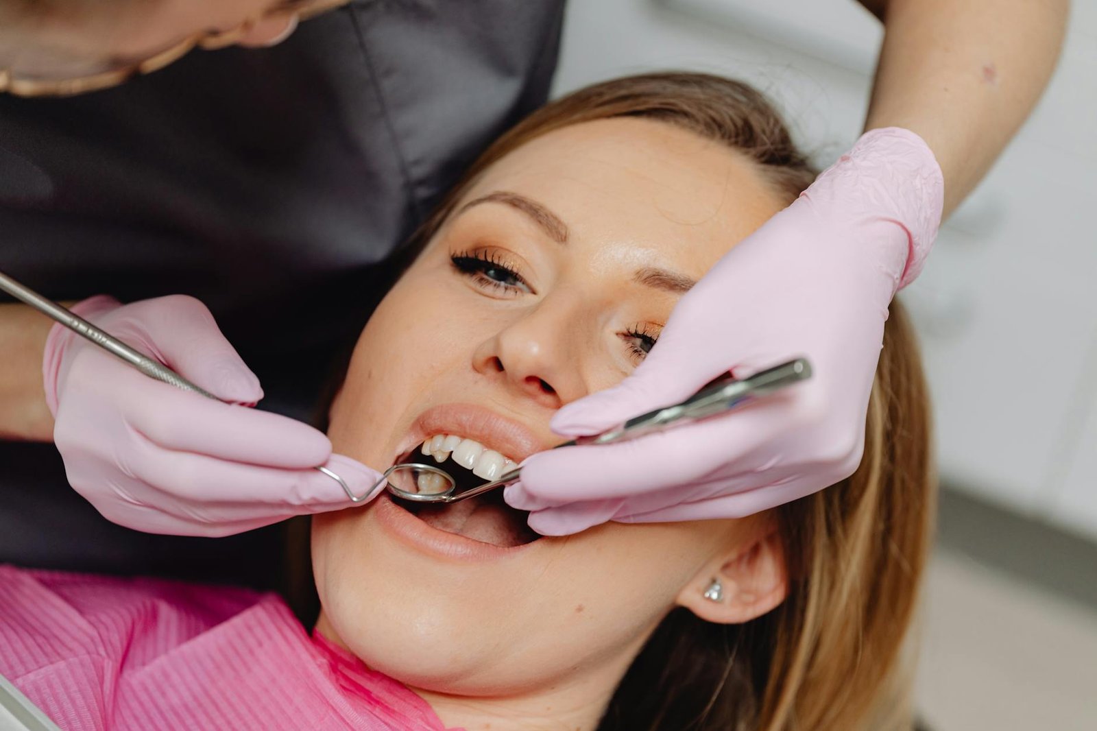 Illustration of Dental Fillings Types & Benefits: Must-Have Options Near Jubilee Hills Hyderabad