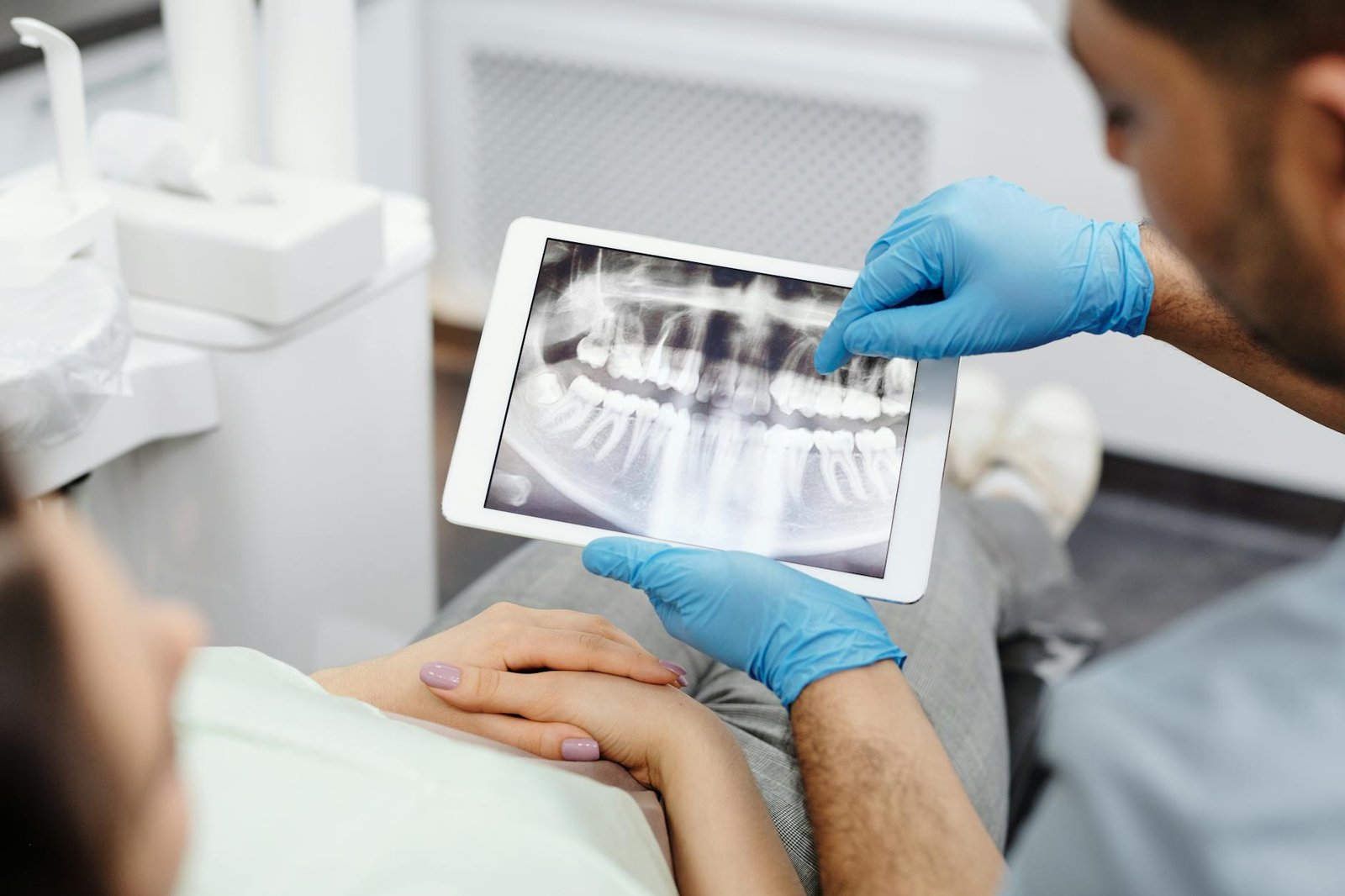 Illustration of Digital X Rays Benefits: Must-Have Affordable Dental Services Near Jubilee Hills